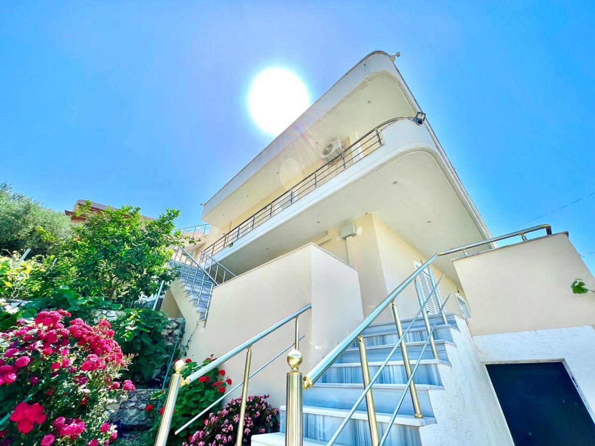 Propery Under Renovation Apartment Sarande Ngoại thất bức ảnh
