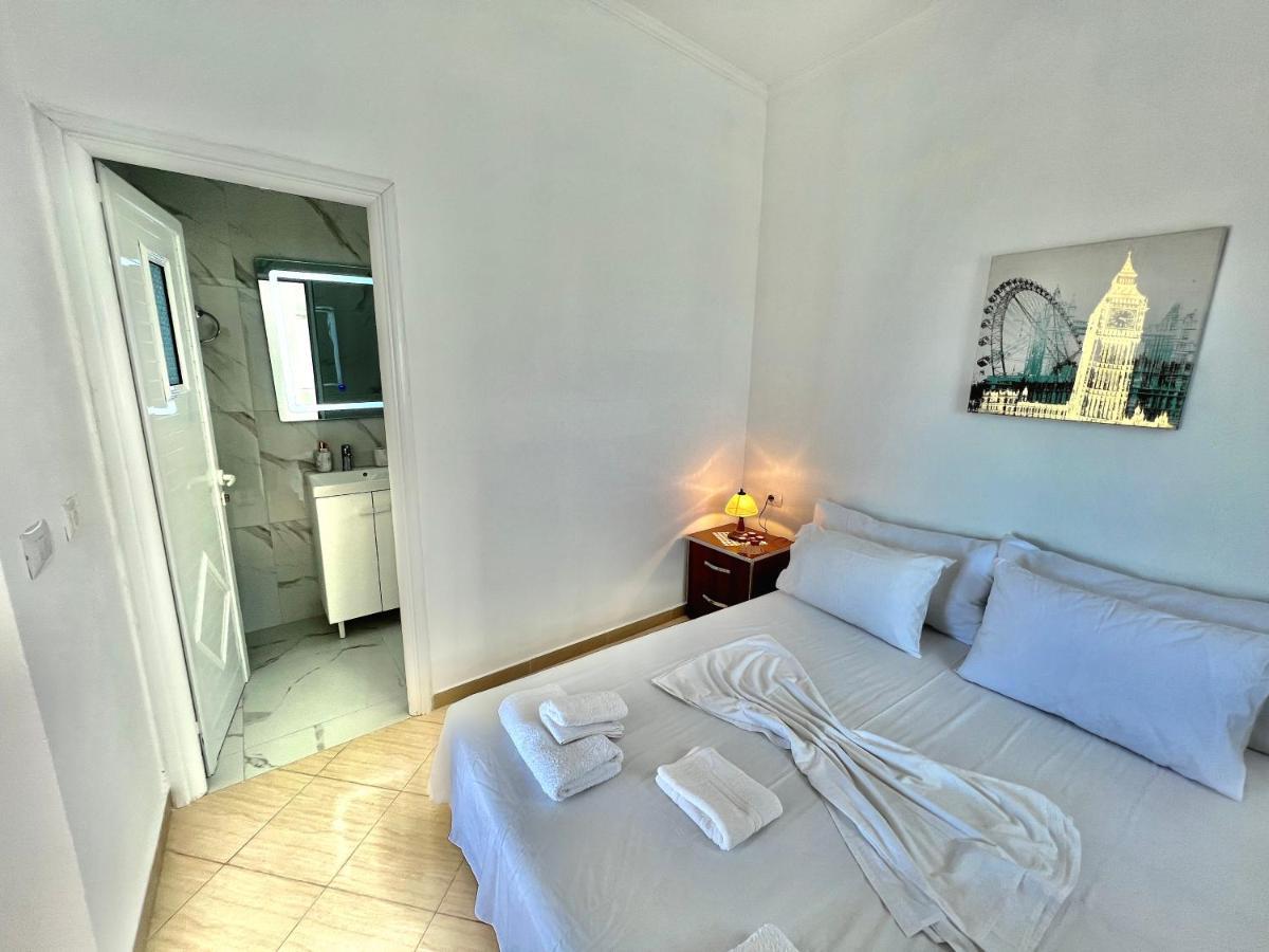 Propery Under Renovation Apartment Sarande Ngoại thất bức ảnh
