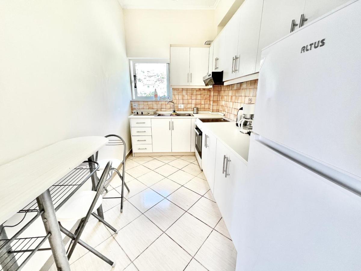 Propery Under Renovation Apartment Sarande Ngoại thất bức ảnh