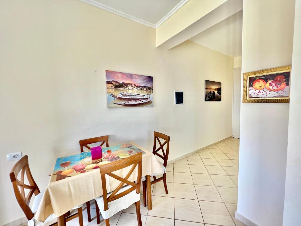 Propery Under Renovation Apartment Sarande Ngoại thất bức ảnh