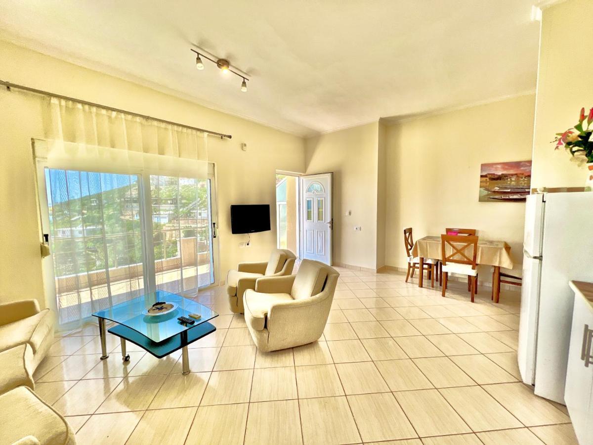 Propery Under Renovation Apartment Sarande Ngoại thất bức ảnh