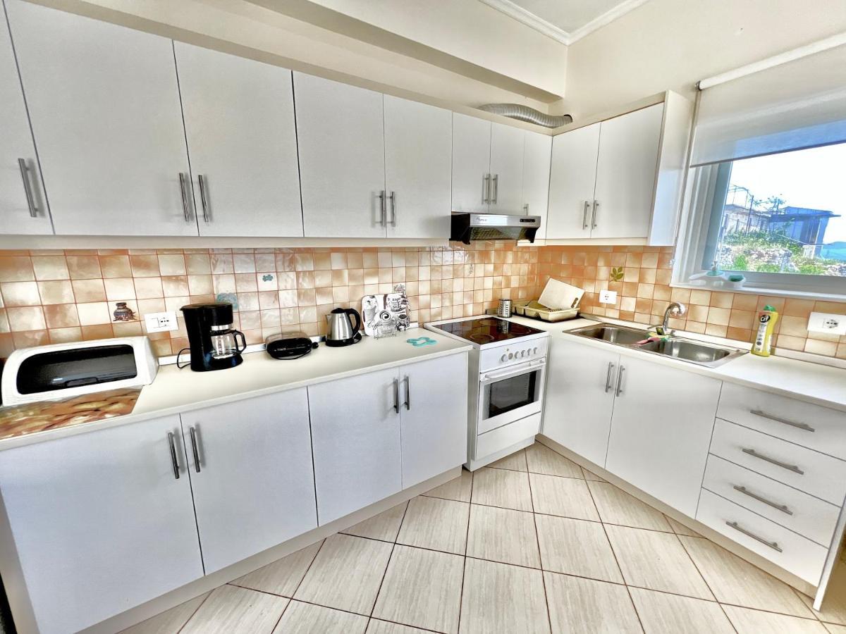 Propery Under Renovation Apartment Sarande Ngoại thất bức ảnh